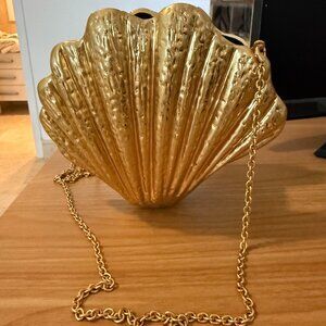 Mango Seashell Clutch Bag - Gold